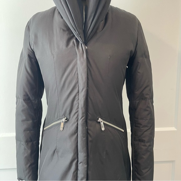 Michael Kors Coat w/versatile hood, zipper and snaps - Picture 12 of 16